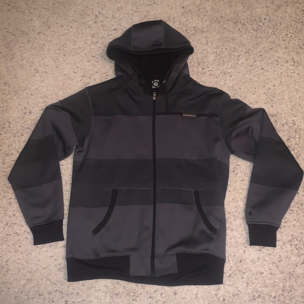 Volcom Hoodie - Hydrophobic outside, Sherpa lined inside. Like new!